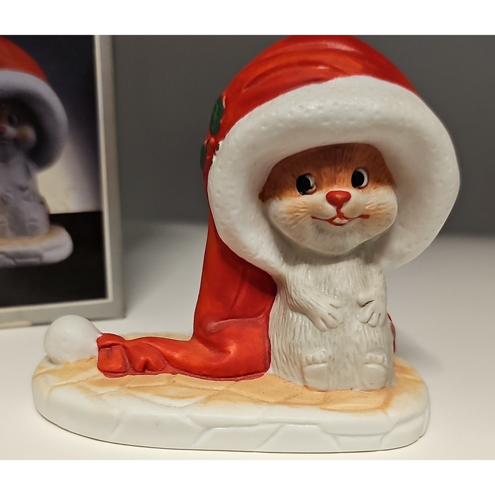 Kmart Porcelain Hand Painted Lacquered Christmas Mouse Figurine Vintage 1980s